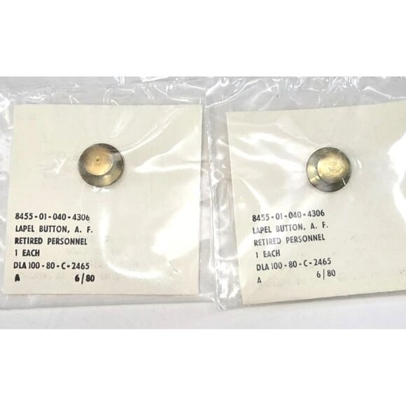 United States Air Force Retired Personnel Lapel Buttons Set of 2 li616 - Picture 5 of 5